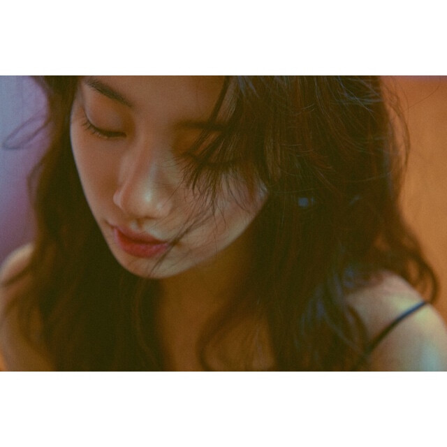 【头像】by初见你929
微信：Leejongsuk497 分享最新高清壁纸/头像/调色/教程