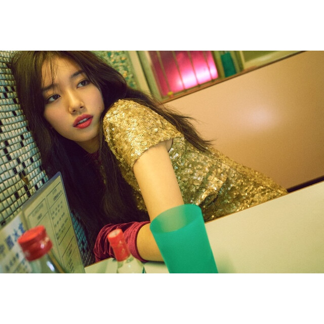 【头像】by初见你929
微信：Leejongsuk497 分享最新高清壁纸/头像/调色/教程