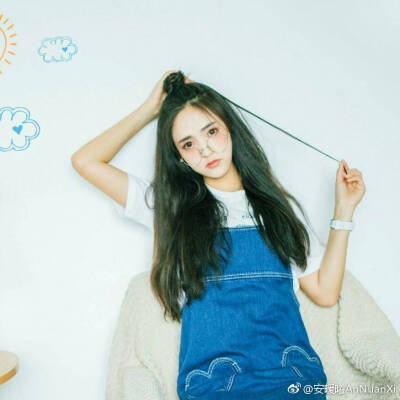 安暖曦AnNuanXi图片源于微博。女生头像。
