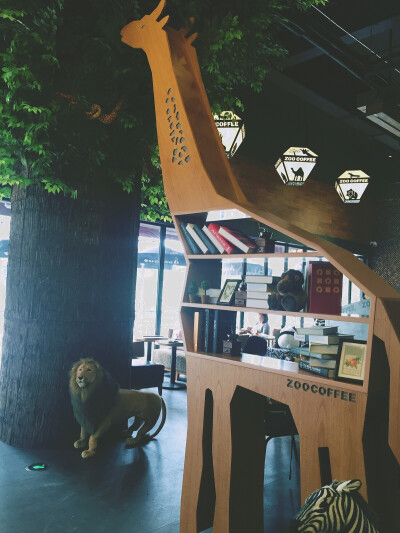 zoo coffee 动物咖啡馆 长劲鹿