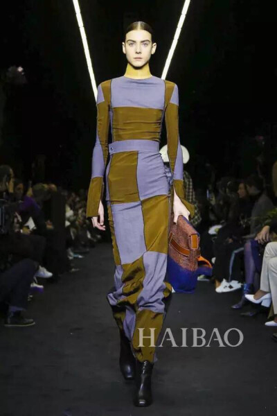 2017秋冬巴黎时装周：罗意威 (Loewe) 