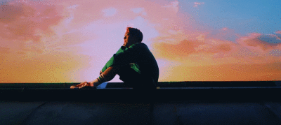 防弹少年团 郑号锡 《spring day》春日MV自截gif 抱图二传评论留1或短句