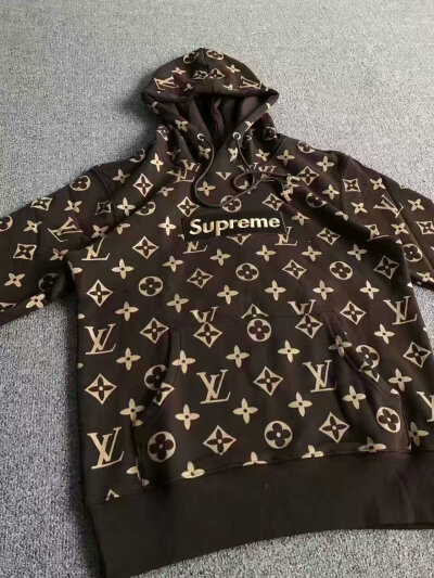 supreme LV联名