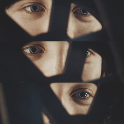 Asa Butterfield/ 