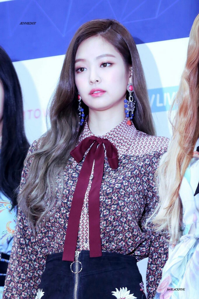 blackpink jennie cr.