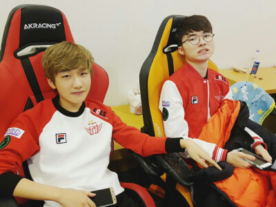 170305 SKT tw peanut