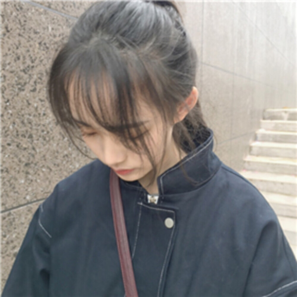 女生头像By：GALee_