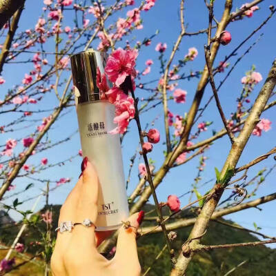 tst张庭和林大哥创立的中国明星品牌 护肤品化妆品应有尽有