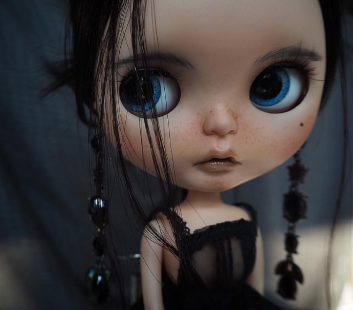 转载自微博：Blythe_world by Another Blythe ​ ​​​​ 