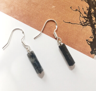 手作耳环。淘宝店：东云阁手作馆