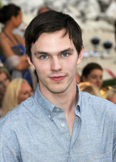 尼古拉斯·霍尔特 Nicholas Hoult