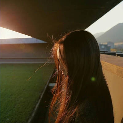 [女头] [韩系头像] [潮流] [个性潮流] [混搭] [气质] [半身] [女神] [网络红人] [时尚] 季懿苏の