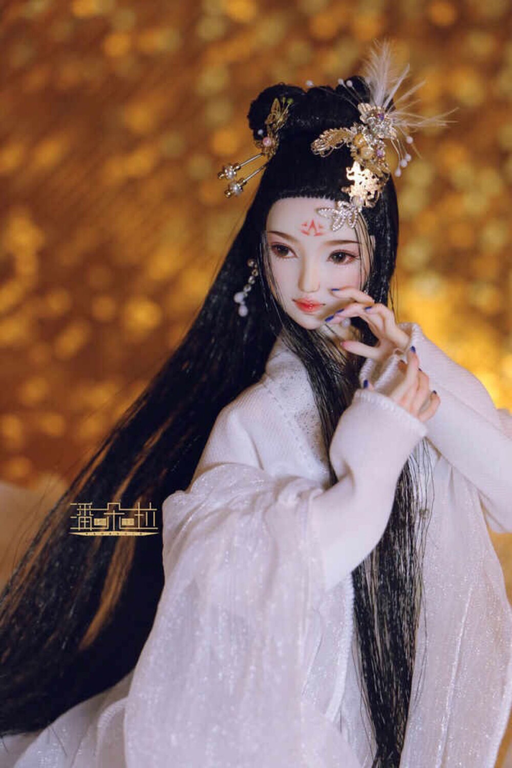 【凤求凰】•白飞飞。