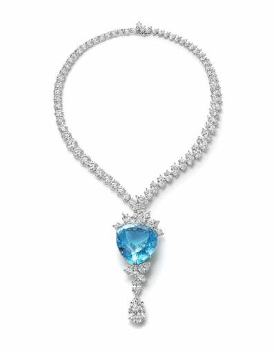 One-of-a-kind 项链，from Harry Winston collection
镶有一颗 Paraiba 碧玺，项链采用全镶钻装饰。
