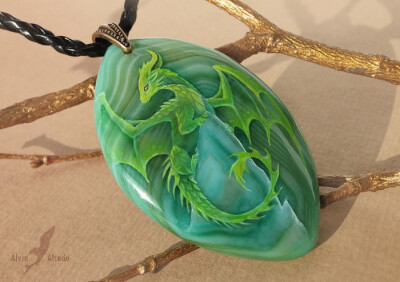 传说中的愈灵，就是吾，吾名曰——青炽