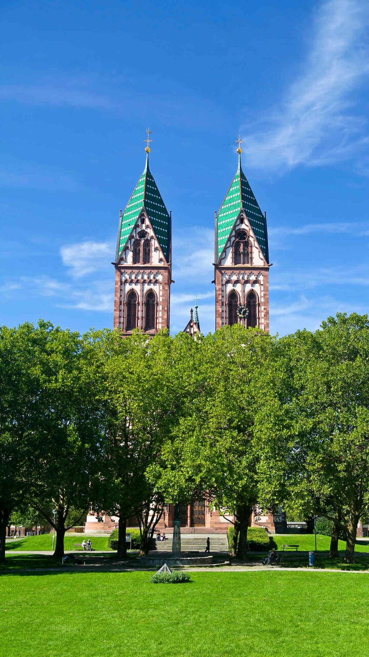 弗莱堡位于德国西南边陲,是德国最古老也是最具旅游吸引力的城市之一