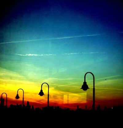 绝美的意境剪影摄影图片