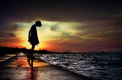 绝美的意境剪影摄影图片