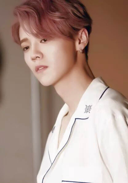 鹿晗 Luhan #壁纸 #头像