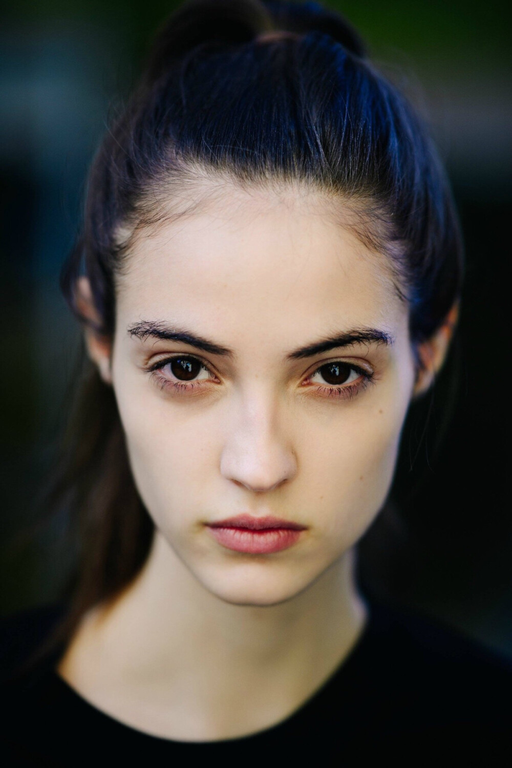 身高180cm的法国小仙女模特camille hurel时装周街拍 via le 21eme