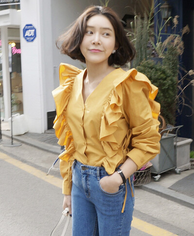 韩国2017春季韩版女装上衣时尚显瘦百搭V领纯色甜美衬衫