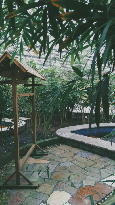 祭川木｜生活摄影集
摄：蔡蔡 / 后期：祭川木