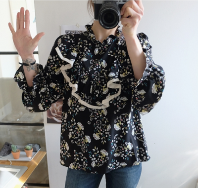 chic韩国官网 超级洋气的印花纹 俏皮荷叶翻边娃娃衬衫