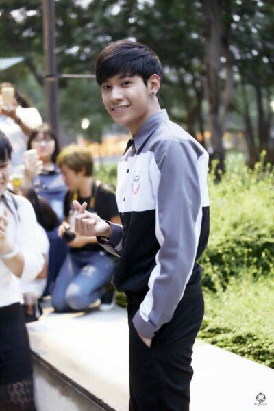 kongphop 钢炮 泰剧一年生 SingtoPrachaya 小狮子
cr.twitter