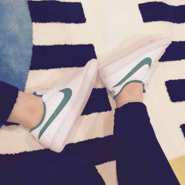 Nike/耐克 TENNIS CLASSIC GS 绿尾粉尾女 719448-103 719791-102