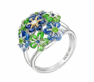 Waltzing Briliance 白金戒指，by Moiseikin
镶嵌圆形切割钻石、蓝宝石、浅色蓝宝石和翠榴石。
