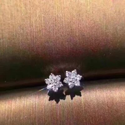 雪花耳钉