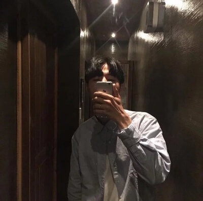 男头 女头 动漫头像 壁纸 二次元 萌图 情侣头像 小清新 黑白 森系