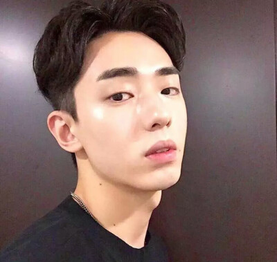 男头 女头 动漫头像 壁纸 二次元 萌图 情侣头像 小清新 黑白 森系