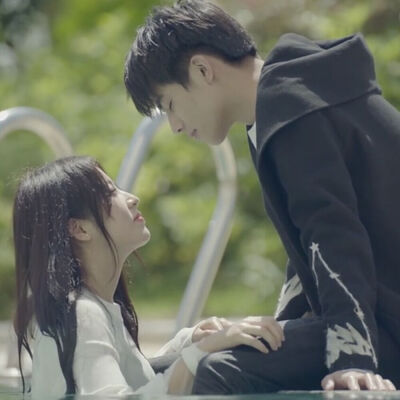 情侣头像 我与你的光年距离