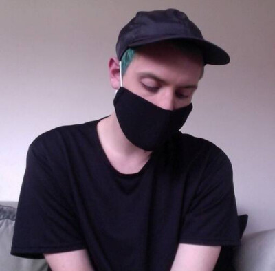 by 杨宁宁后来砸了酒瓶也没换回清醒 醉的心甘情愿