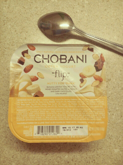 Chobani 蜂蜜焗盐杏仁碎黑巧克力碎香蕉味低脂酸奶