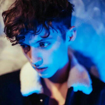 Troye Sivan
我戳～