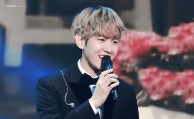 #边伯贤# 【边伯贤】 @baekhyunee7 161231 SBS 演技大赏 NewStar赏 & 祝贺舞台 伯贤 CAP (8) (cr.48SB56b,506house,narin_aria) ​​​​