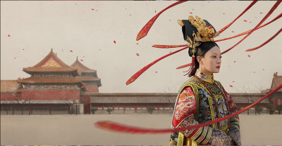 皇帝感念果郡王奔波劳苦，说要好好谢他。果郡却说：“皇上若高兴的话，将珍藏的几幅古画赏给臣弟就是了，免得臣弟日思夜想。”最后一句话是说给甄嬛听的，他要的又哪里是什么古画呢？他要的和甄嬛一样，得不到，永远…