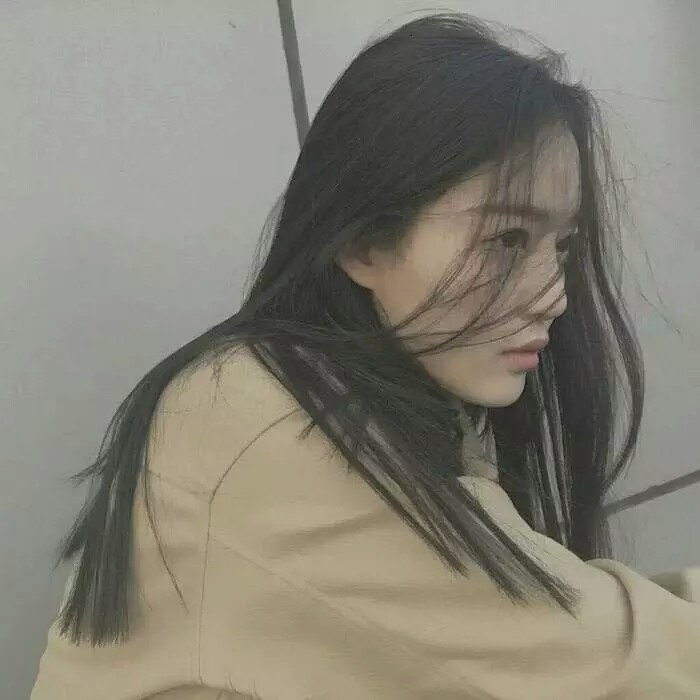 女头. 侧颜杀. 伤感.