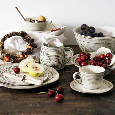 驼背雨奶奶日式 餐具套装 碗盘 家用 陶瓷餐具 创意 碗碟22件套装