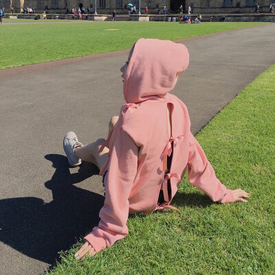 南城偶遇☺の随手点赞关注 高清 侵删 女头 男头 闺蜜 情侣 中系 欧美 日韩 动漫 森林 黑白 搞怪 身体 部位 举牌 备忘录