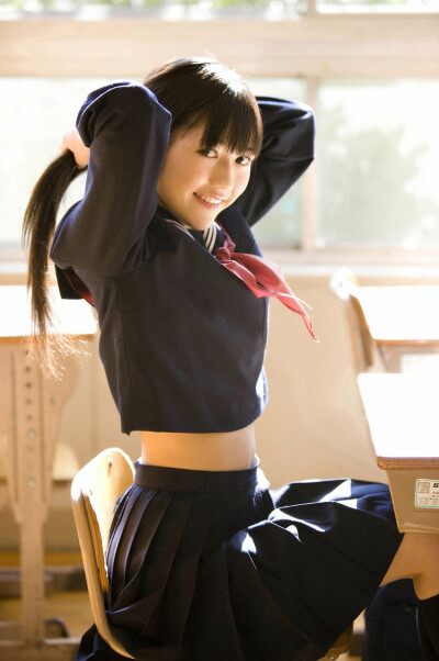 渡边麻友写真集【まゆゆ】 渡麻幼儿园首发