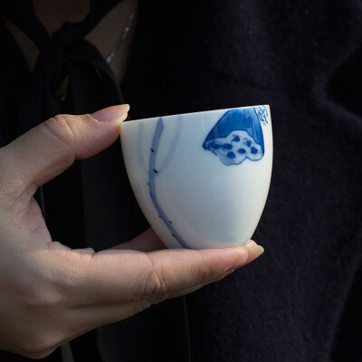 景德镇手绘莲蓬品茗杯 青花主人薄胎白瓷茶具 功夫陶瓷茶杯