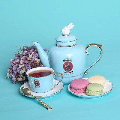 马卡龙色布兰兔茶壶