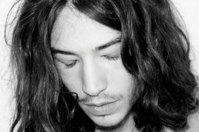  Ezra Miller