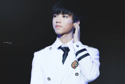 #王俊凯 #TFBOYS 三周年粉丝见面会 高清 帅气