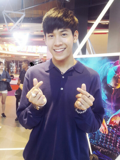 kongphop 钢炮 泰剧一年生 SingtoPrachaya 小狮子
cr.twitter