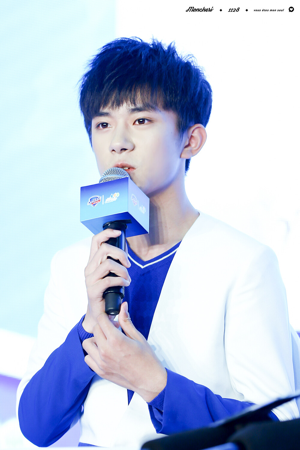 易烊千玺tfboys舒肤佳全球洗手日活动高清帅气