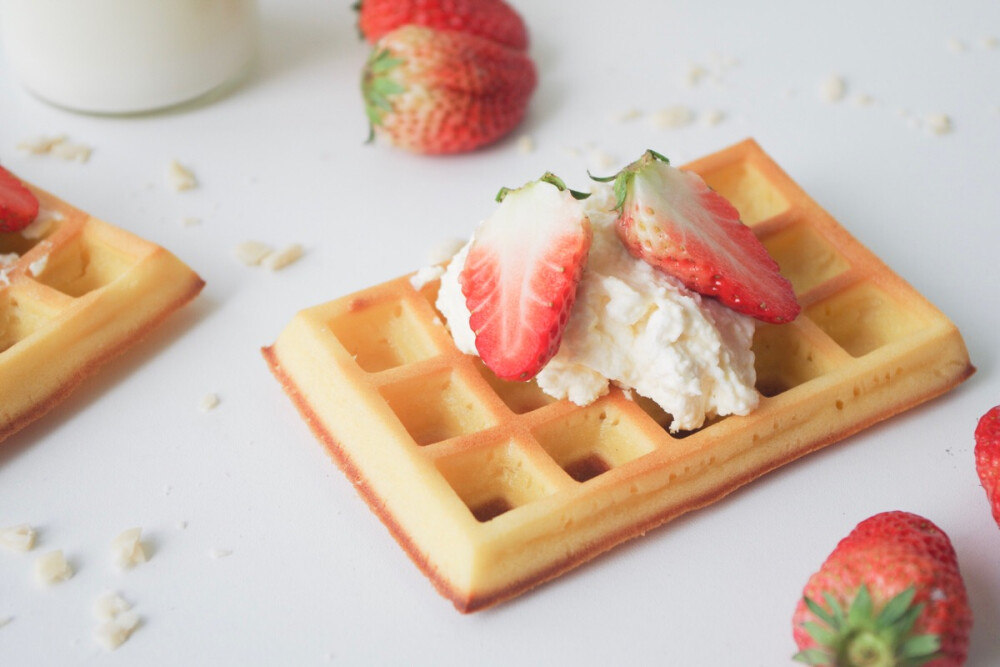 strawberry waffle 草莓华夫饼